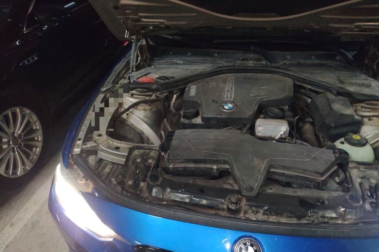 Used BMW 3 Series 2014 320Li Fashion Model Engine Bay Right