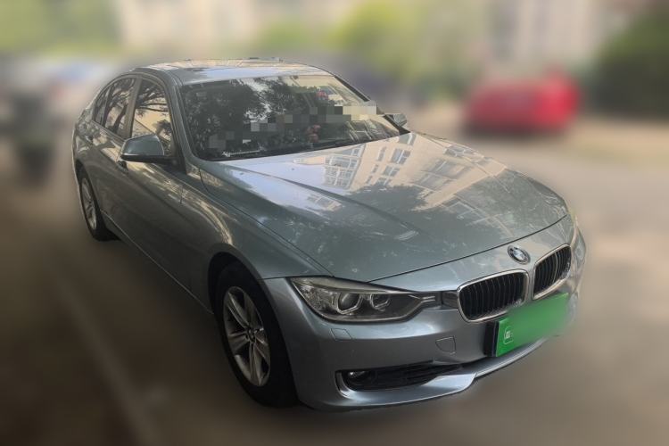 Used BMW 3 Series 2014 320i Sport Edition Front Right 45 Deg
