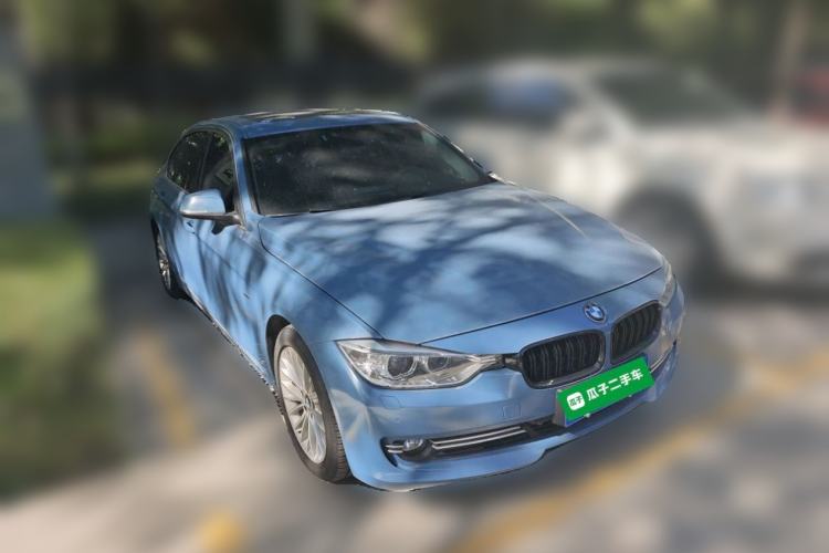 Used BMW 3 Series 2014 328Li Luxury Design Package Front Right 45 Deg