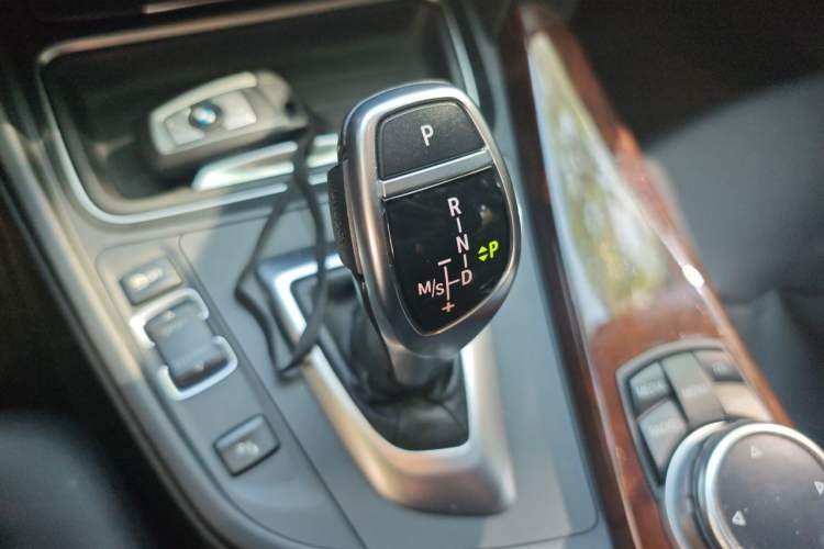 Used BMW 3 Series 2014 328Li Luxury Design Package Gear Lever