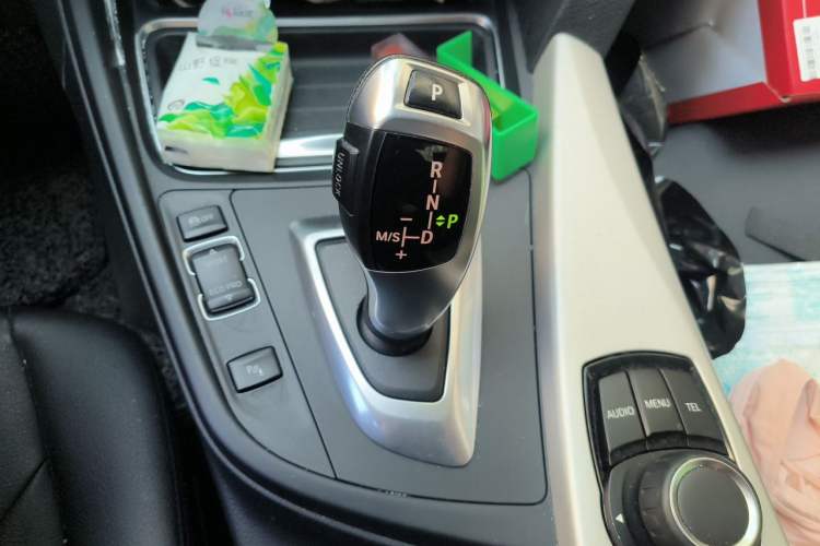 Used BMW 3 Series 2014 320Li Fashion Model Gear Lever