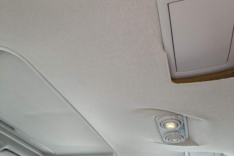 Used BMW 3 Series 2014 320Li Fashion Model Headliner