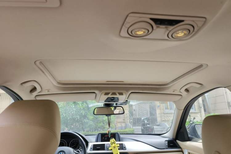 Used BMW 3 Series 2014 328Li Fashion Model Headliner