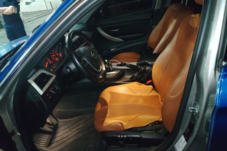 Used BMW 3 Series 2014 320Li Fashion Model Left Front Seat