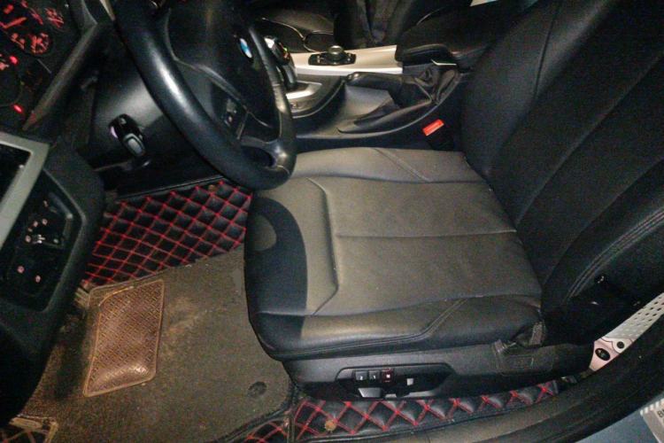 Used BMW 3 Series 2014 320Li Fashion Model Left Front Seat