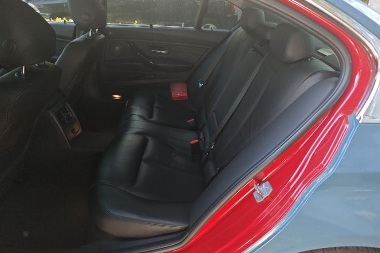 Used BMW 3 Series 2014 328Li Luxury Design Package Left Rear Seat