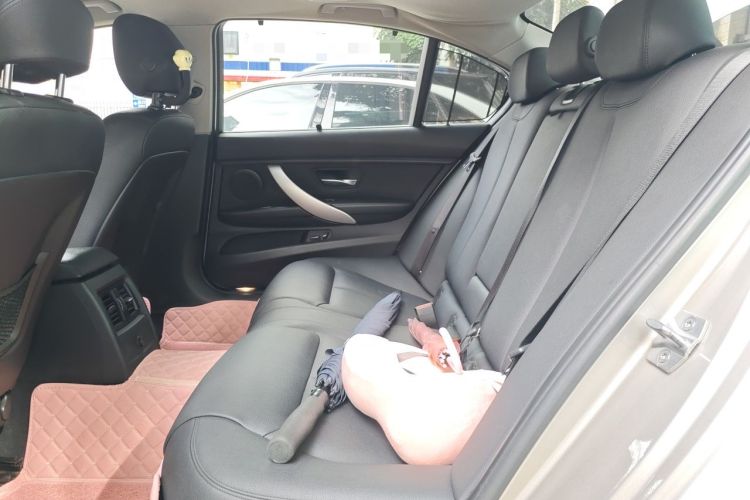 Used BMW 3 Series 2014 320Li Fashion Model Left Rear Seat