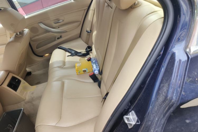 Used BMW 3 Series 2014 328Li Fashion Model Left Rear Seat