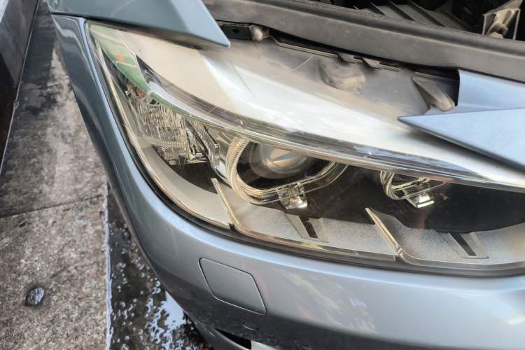 Used BMW 3 Series 2014 320Li Fashion Model Right Front Headlight
