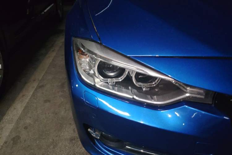 Used BMW 3 Series 2014 320Li Fashion Model Right Front Headlight