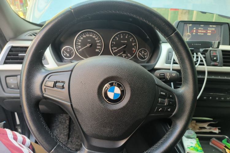 Used BMW 3 Series 2014 320Li Fashion Model Steering Wheel