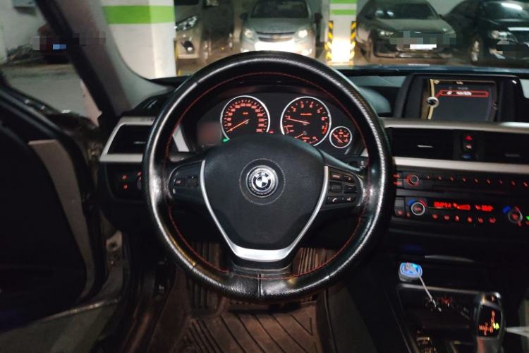 Used BMW 3 Series 2014 320Li Fashion Model Steering Wheel