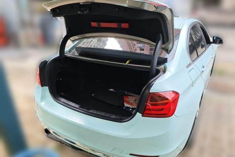 Used BMW 3 Series 2014 320Li Fashion Model Trunk