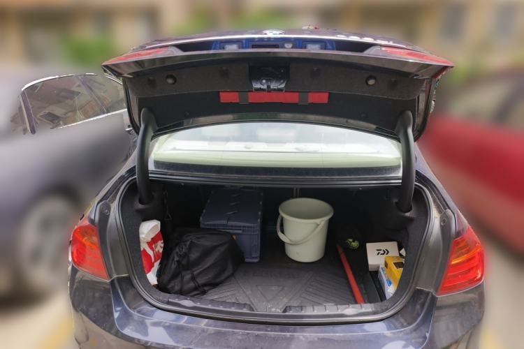 Used BMW 3 Series 2014 328Li Fashion Model Trunk