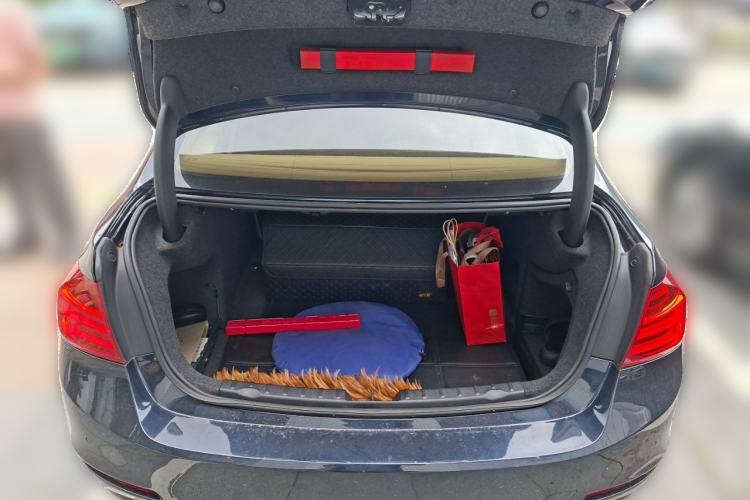 Used BMW 3 Series 2014 320Li Fashion Model Trunk