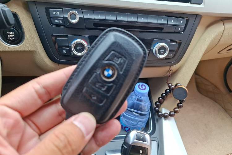 Used BMW 3 Series 2014 320Li Fashion Model Vehicle Key