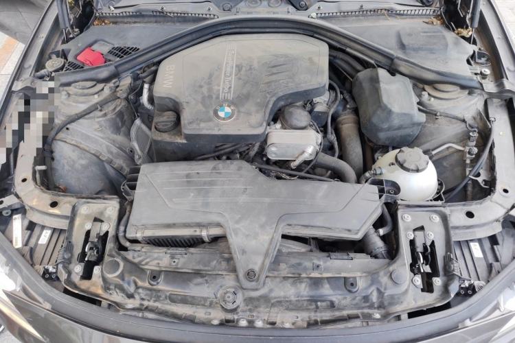 Used BMW 3 Series 2014 320Li Fashion Model Engine Bay