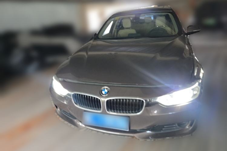 Used BMW 3 Series 2014 320i Sport Edition Front