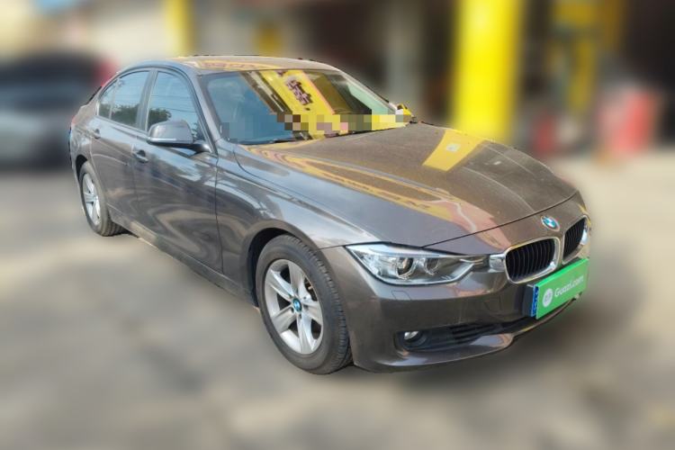 Used BMW 3 Series 2014 320i Sport Edition Front Right 45 Deg