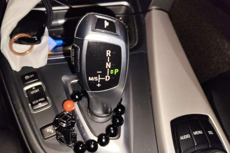 Used BMW 3 Series 2014 320Li Fashion Model Gear Lever