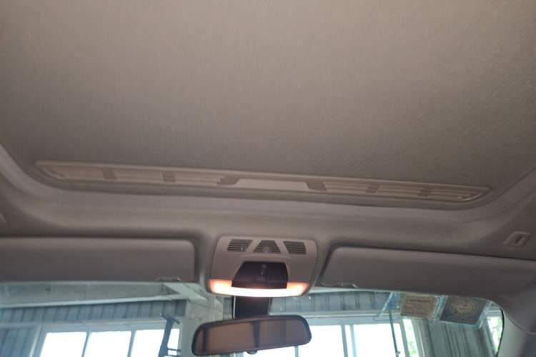 Used BMW 3 Series 2014 320i Sport Edition Headliner