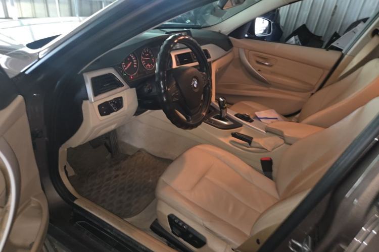 Used BMW 3 Series 2014 320i Sport Edition Left Front Seat