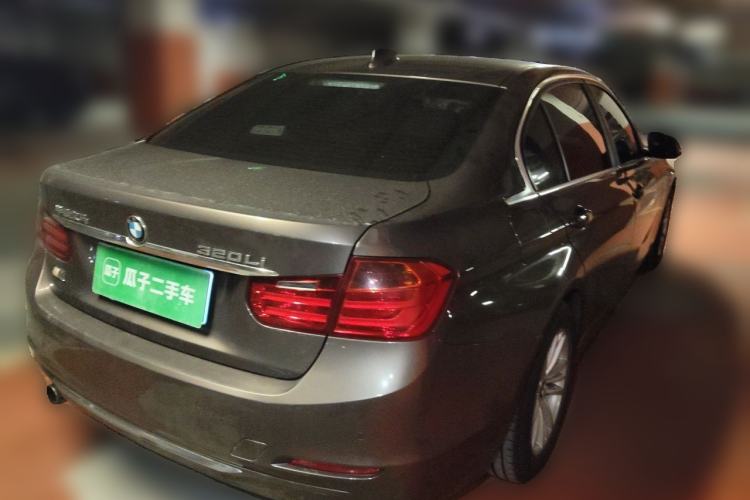 Used BMW 3 Series 2014 320Li Fashion Model Rear Right 45 Deg