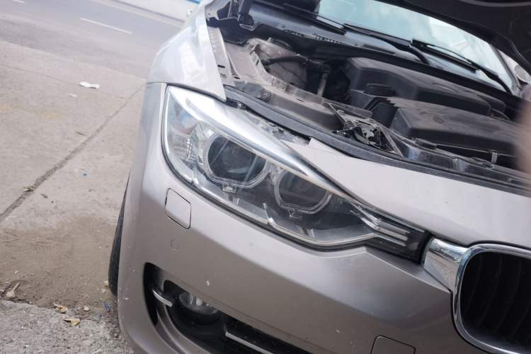 Used BMW 3 Series 2014 320Li Fashion Model Right Front Headlight