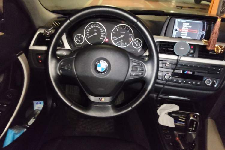 Used BMW 3 Series 2014 320Li Fashion Model Steering Wheel