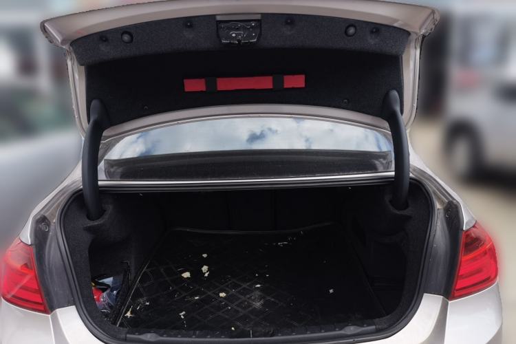 Used BMW 3 Series 2014 320Li Fashion Model Trunk