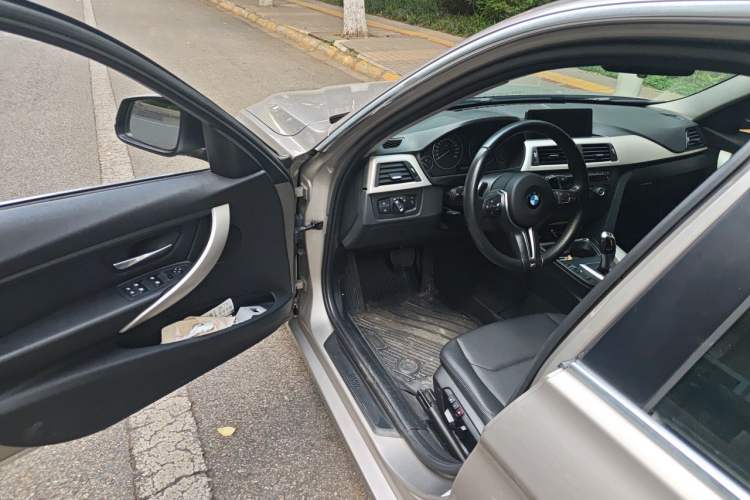 Used BMW 3 Series 2014 320Li Fashion Model Driver Seat