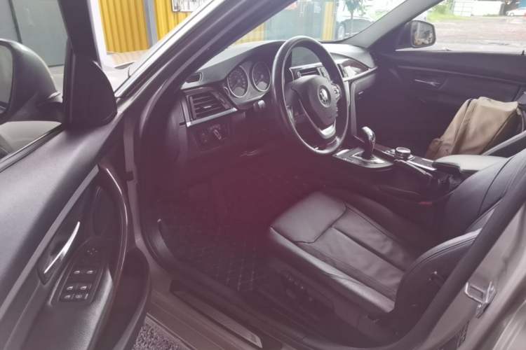 Used BMW 3 Series 2014 320Li Luxury Design Package Driver Seat