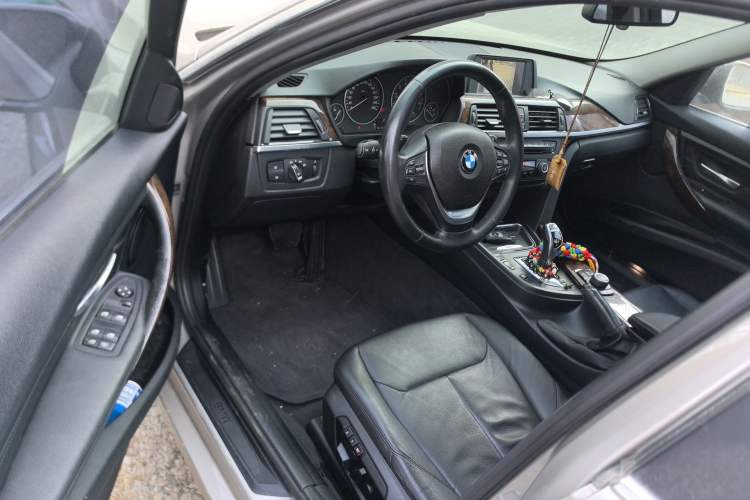 Used BMW 3 Series 2014 328Li Fashion Model Driver Seat