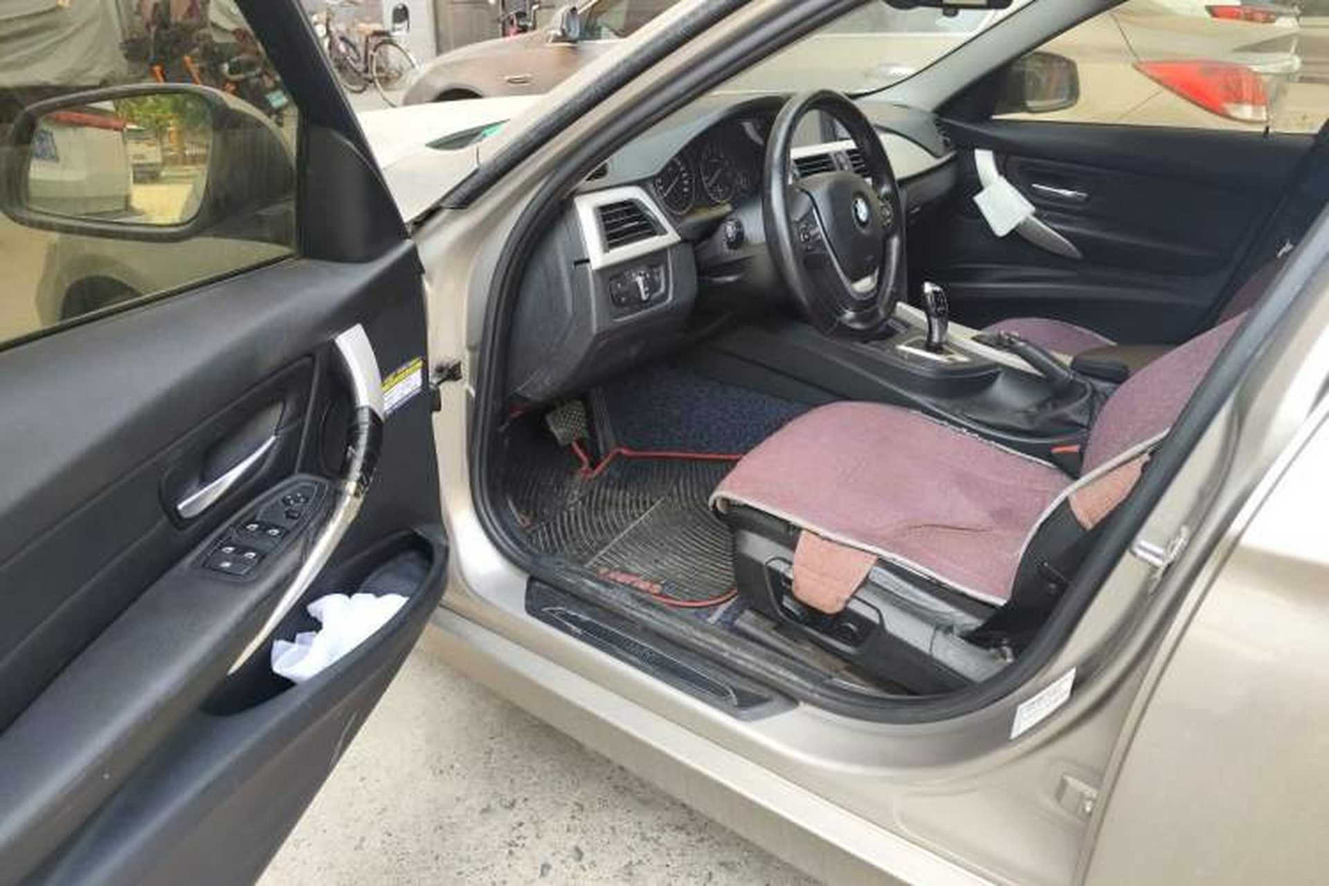 Used BMW 3 Series 2014 320i Sport Edition Driver Seat