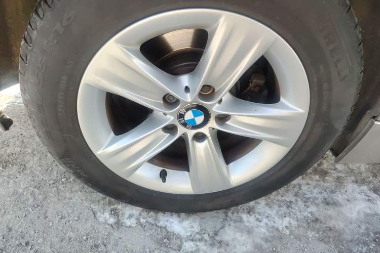 Used BMW 3 Series 2014 320i Sport Edition Exterior 4