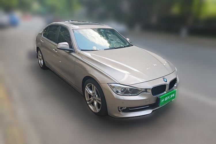 Used BMW 3 Series 2014 320Li Fashion Model Front Right 45 Deg
