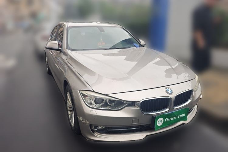 Used BMW 3 Series 2014 320Li Fashion Model Front Right 45 Deg