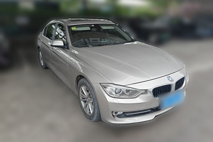 Used BMW 3 Series 2014 320Li Fashion Model Front Right 45 Deg