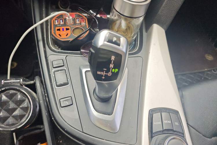 Used BMW 3 Series 2014 320Li Fashion Model Gear Lever