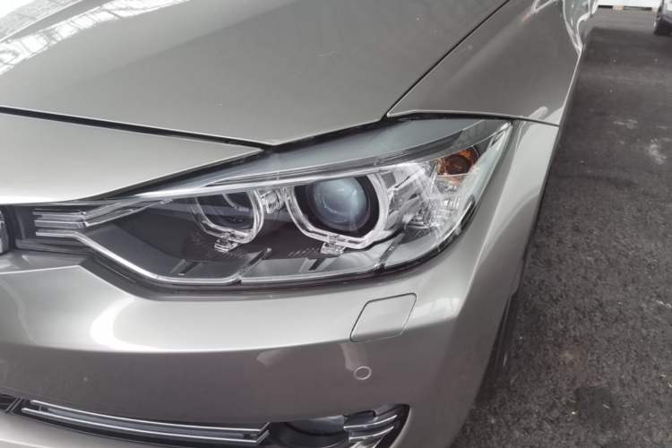 Used BMW 3 Series 2014 320Li Luxury Design Package Left Front Headlight