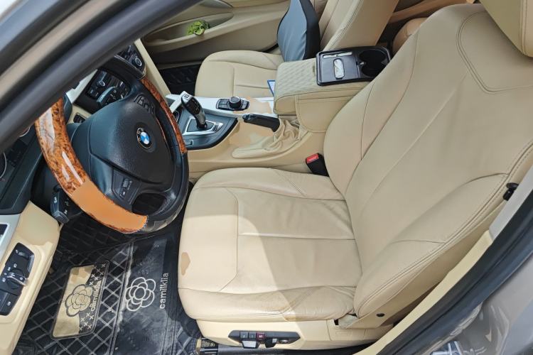Used BMW 3 Series 2014 320i Active Edition Left Front Seat
