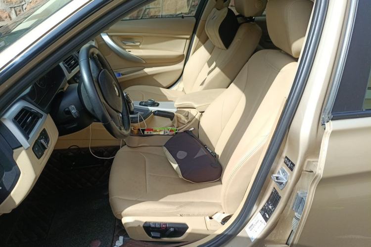 Used BMW 3 Series 2014 320Li Fashion Model Left Front Seat