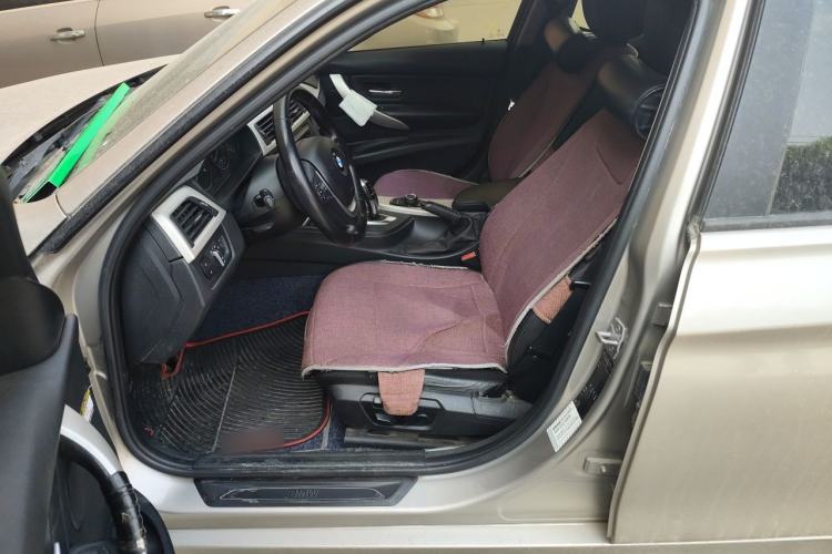 Used BMW 3 Series 2014 320i Sport Edition Left Front Seat