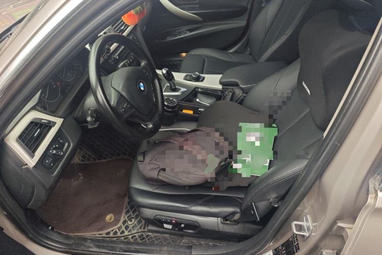 Used BMW 3 Series 2014 320Li Fashion Model Left Front Seat
