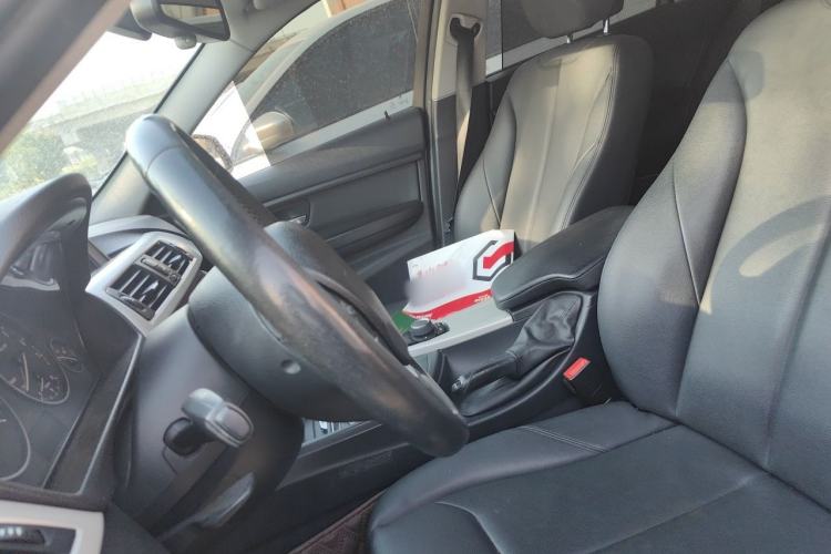 Used BMW 3 Series 2014 320Li Fashion Model Left Front Seat