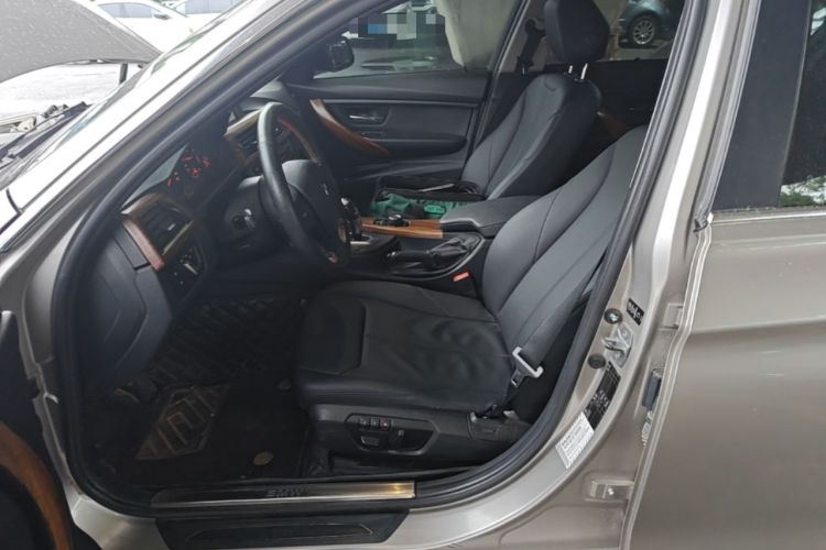 Used BMW 3 Series 2014 320Li Fashion Model Left Front Seat