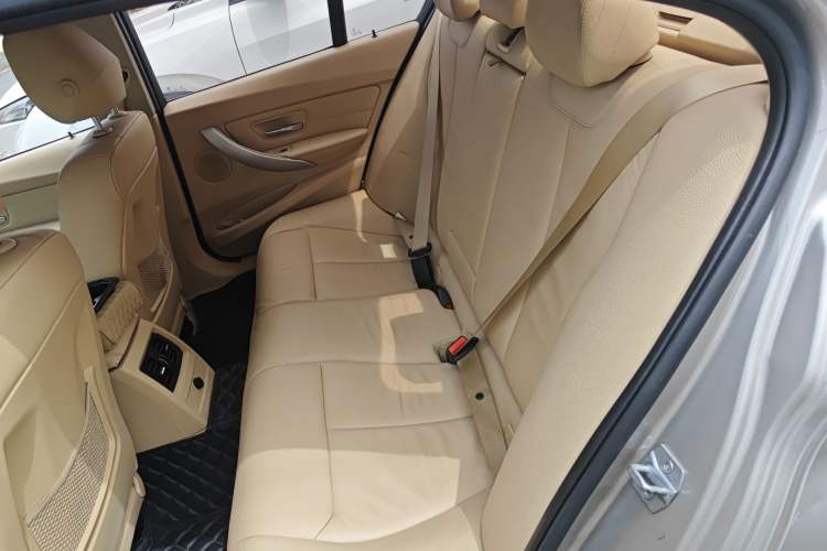 Used BMW 3 Series 2014 320i Active Edition Left Rear Seat