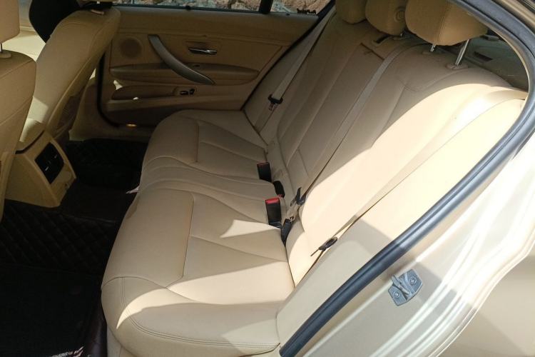Used BMW 3 Series 2014 320Li Fashion Model Left Rear Seat