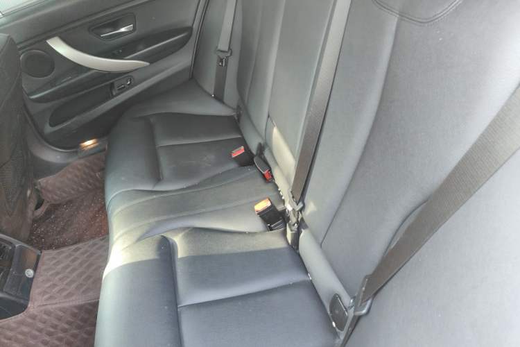 Used BMW 3 Series 2014 320Li Fashion Model Left Rear Seat