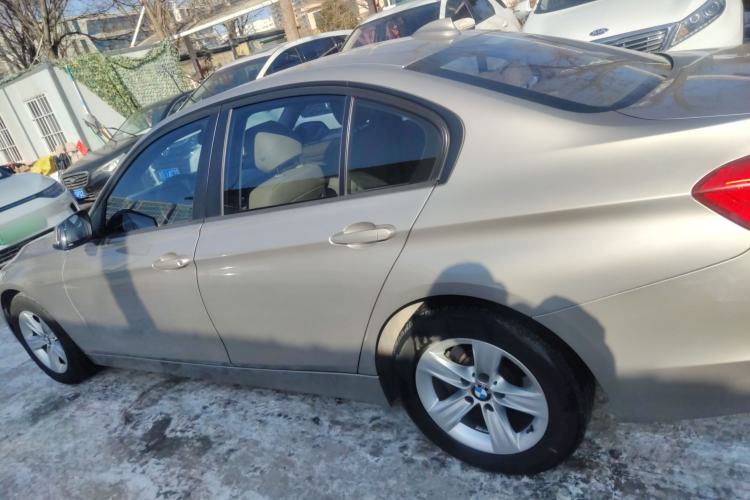 Used BMW 3 Series 2014 320i Sport Edition Left Side